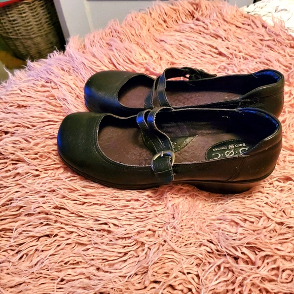 🎊🎊B.O.C Mary Jane shoes🎀 - Picture 2 of 3